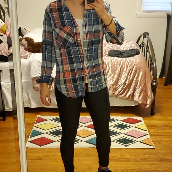 Button down flannel - Picture 3 of 3